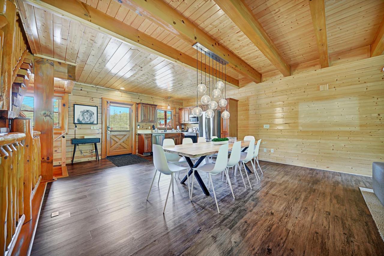 Gorgeous Large Mountain View Cabin W Hot Tub, Free Wifi, Games Villa Sevierville Exterior foto