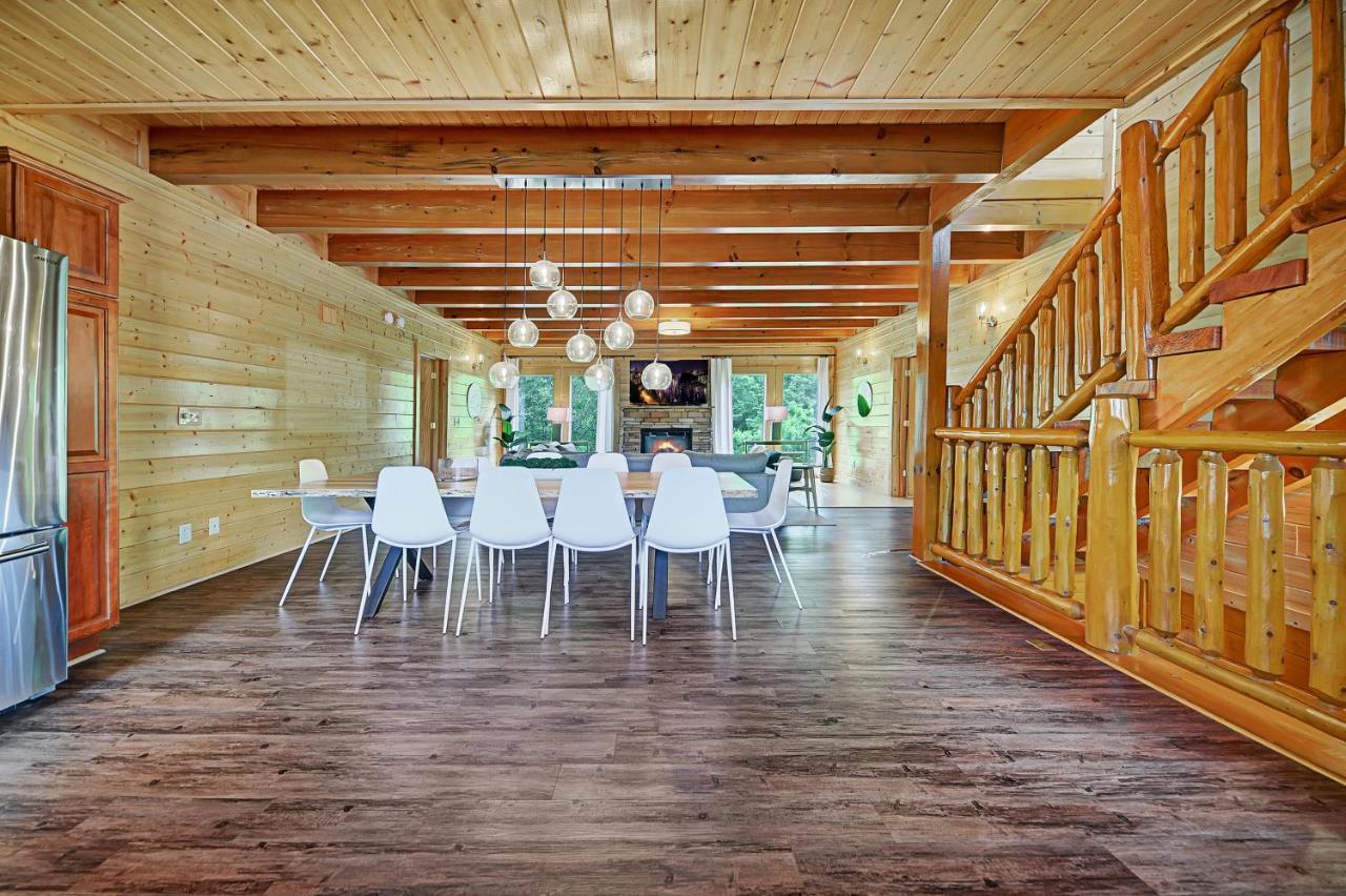 Gorgeous Large Mountain View Cabin W Hot Tub, Free Wifi, Games Villa Sevierville Exterior foto